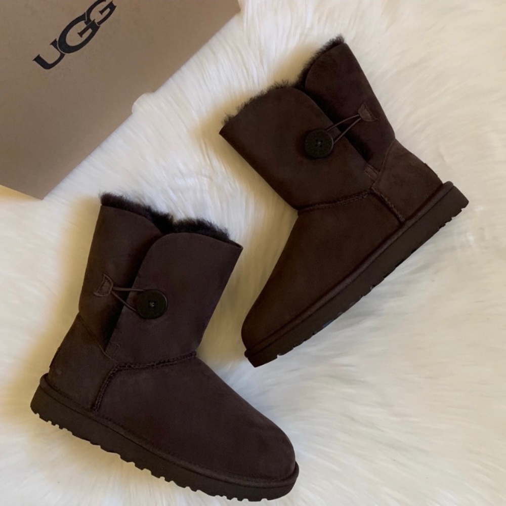 UGG Chocolate Bailey Button II Boots - Picture 5 of 8